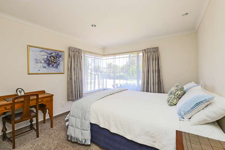 28 Kensington Drive Taradale_15
