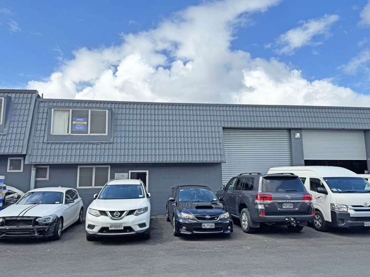 B2/24 Andromeda Crescent East Tamaki_1