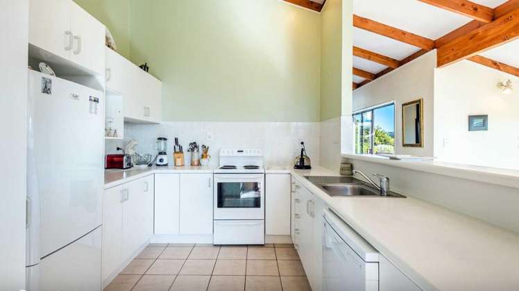 35 Sarah Todd Lane Waimauku_4