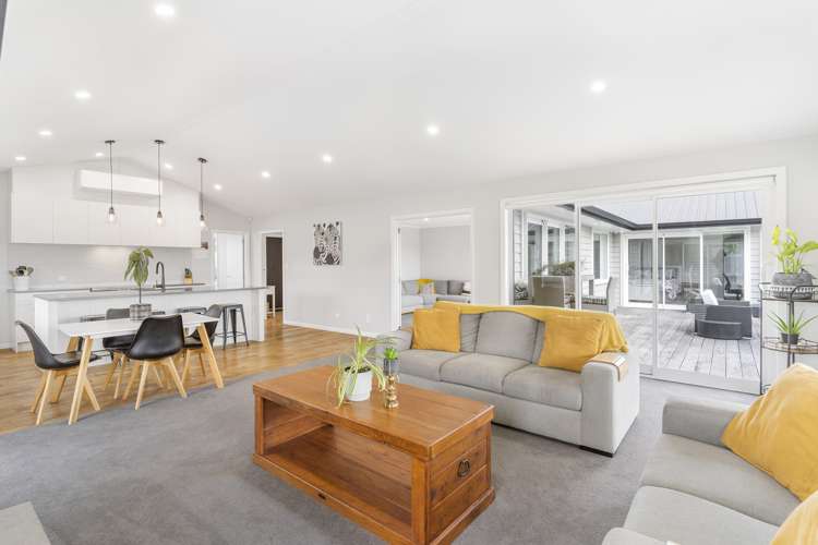 14 Te Ara Aukati Terrace Pokeno_8