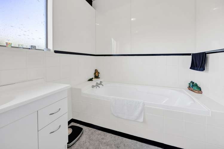 38 Celia Street Stratford_19