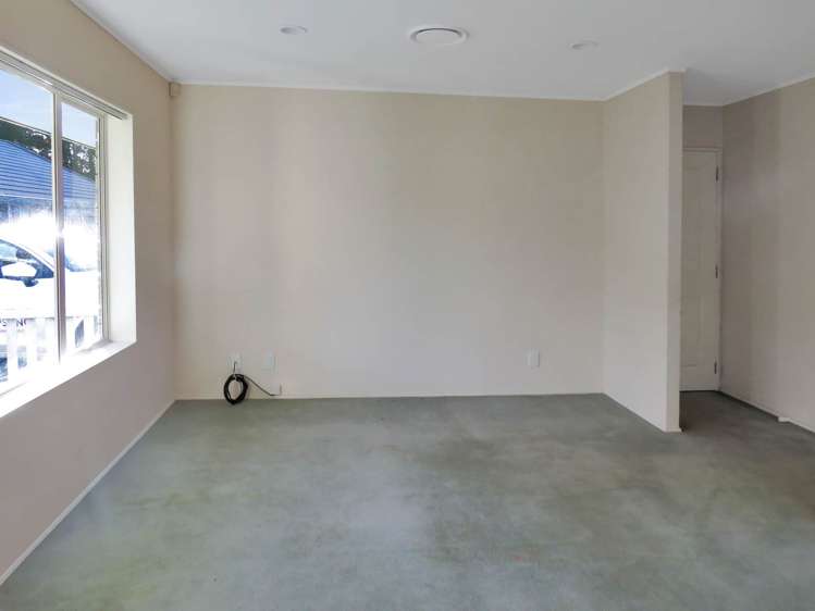 2/147 Hill Road Manurewa_0