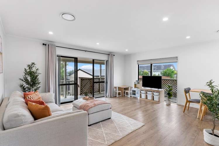 57 Guadeloupe Crescent Grenada Village_1