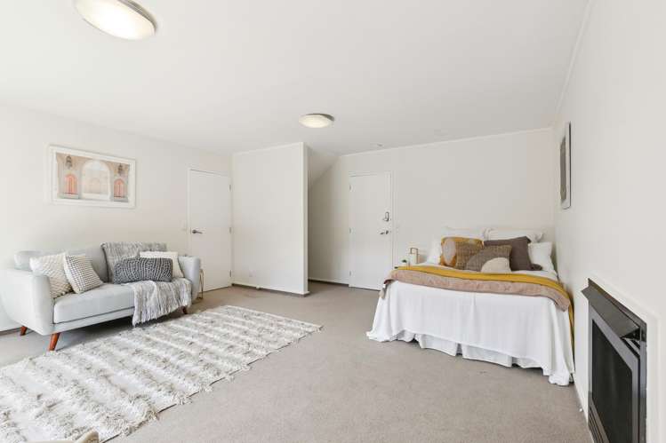 18 Satara Crescent Khandallah_11