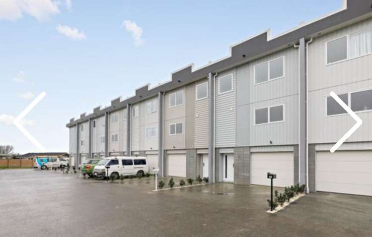 75 Bordeaux Parade Te Atatu South_3