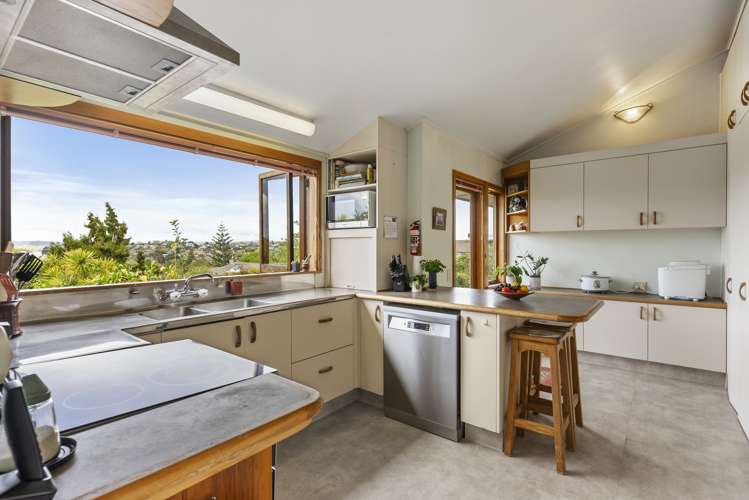 63 Parkhill Road Mellons Bay_8