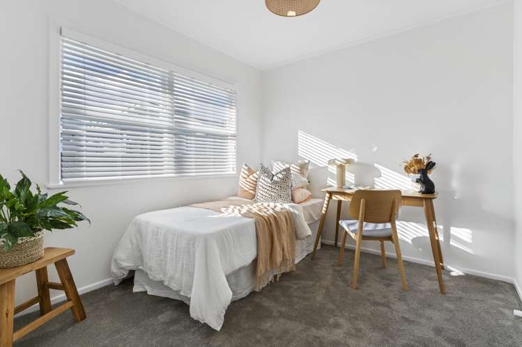 2/23 Mickle Street Te Atatu South_11