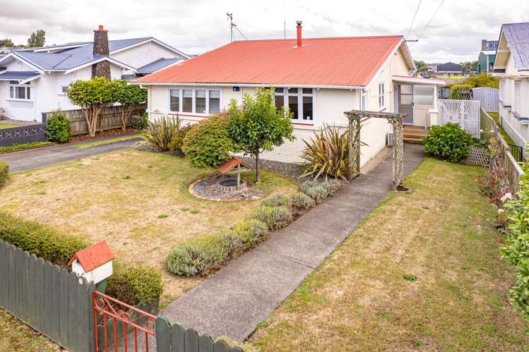 8 College Street Wanganui Central_1