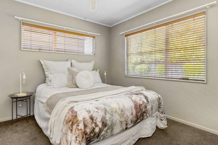 1 and 2/20 Stanley Street Wharewaka_21