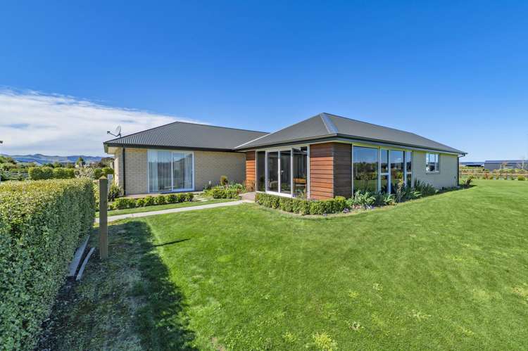 56 Verdeco Boulevard Lincoln_31