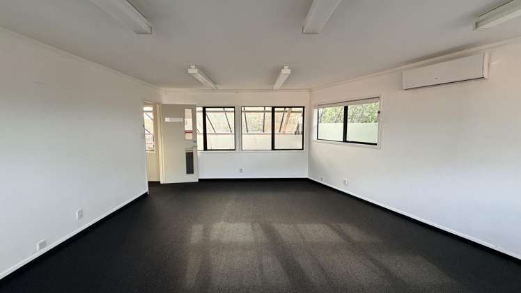 3 and 4/1 View Road Glenfield_2