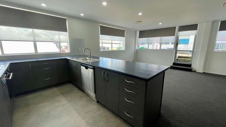 2/920 Victoria Street Hamilton Central_5