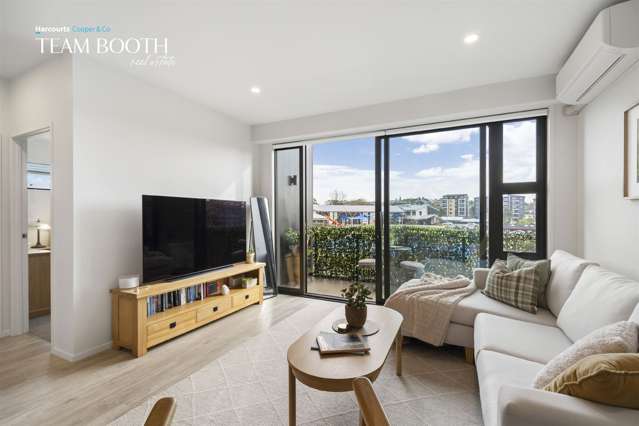 206/10 Awataha Drive Northcote_4