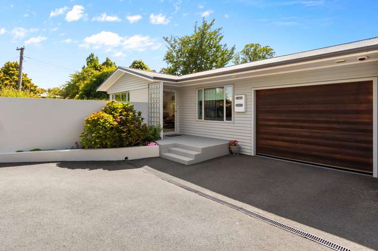 916b River Road Queenwood_1