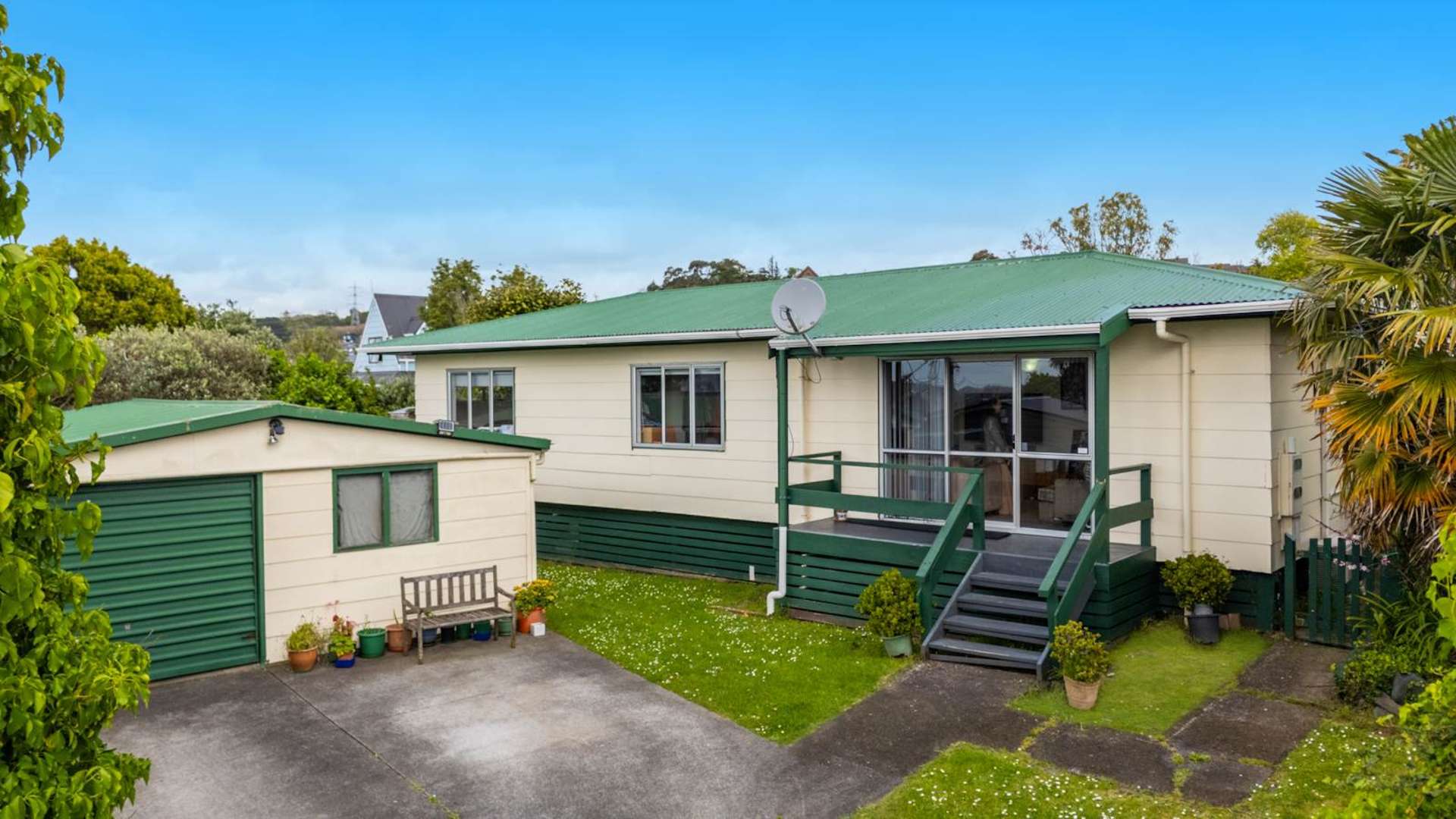 7 Oreti Place Clover Park_0