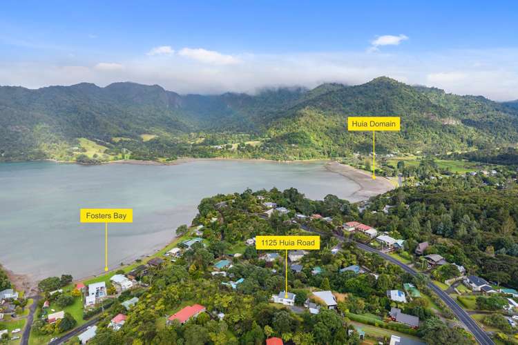1125 Huia Road Huia_20