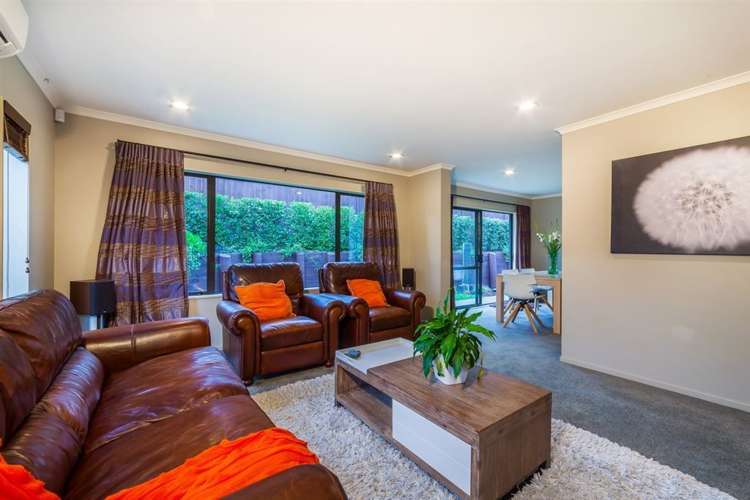 11 Chateau Rise Flat Bush_4