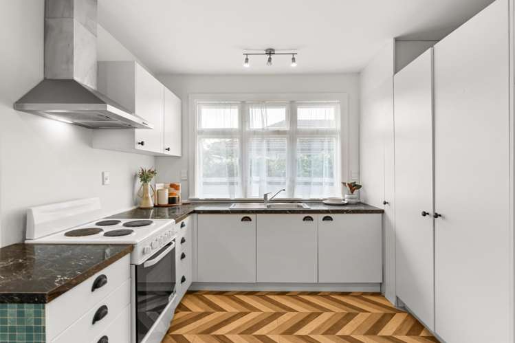 6 Charlesworth Street Woolston_3