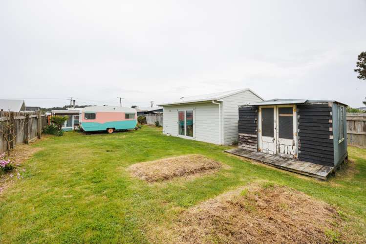 16 Chrystall Street Foxton Beach_28