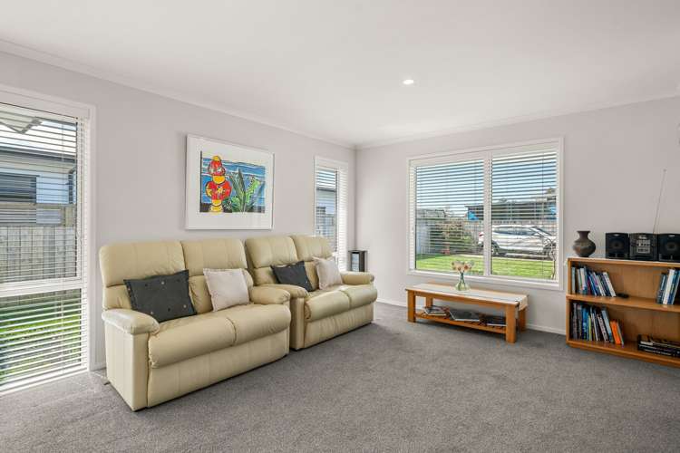 12 Kotare Drive Coastlands_7