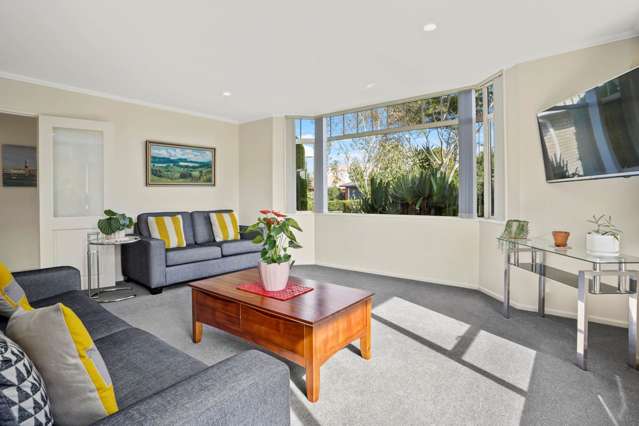 9 Judd Place Orewa_1