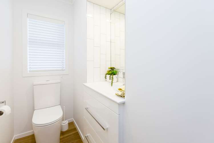 16 Comeskey Grove Elderslea_25