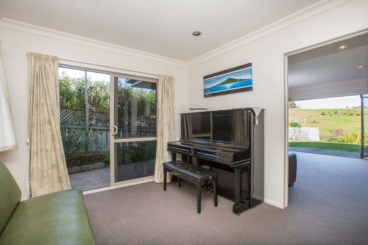 55 Athol Place Algies Bay_9