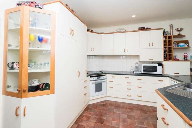 238 Ohangai Road Hawera_5