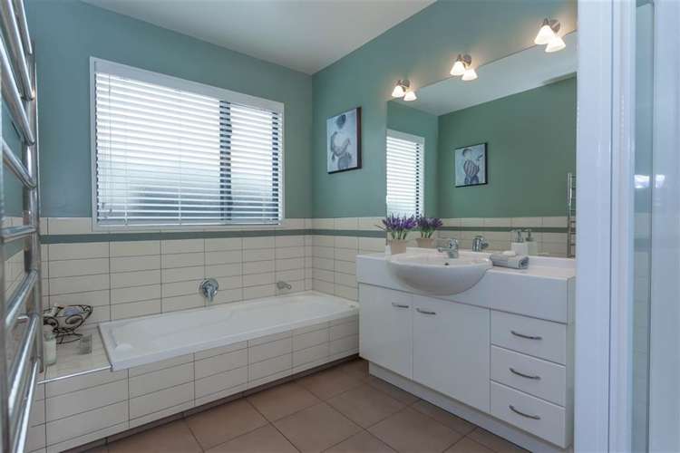 6 Becmead Drive Harewood_12