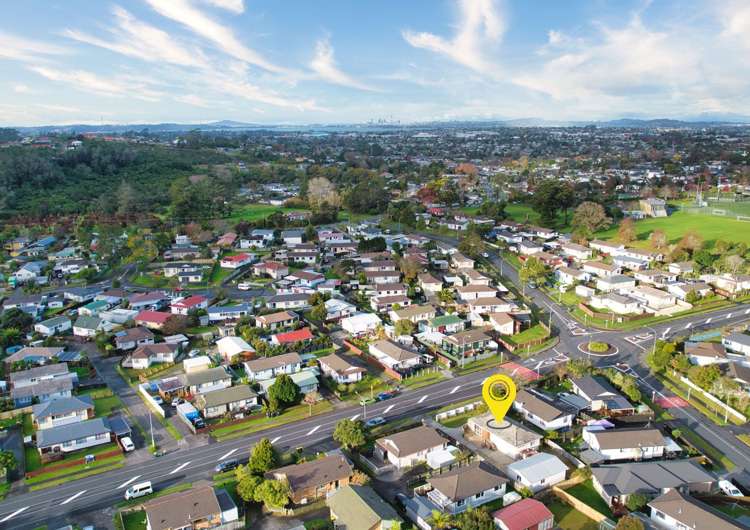 210 Waitemata Drive Ranui_20