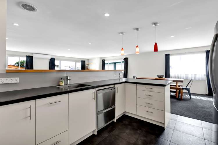 29 Tawa Street Hawera_5