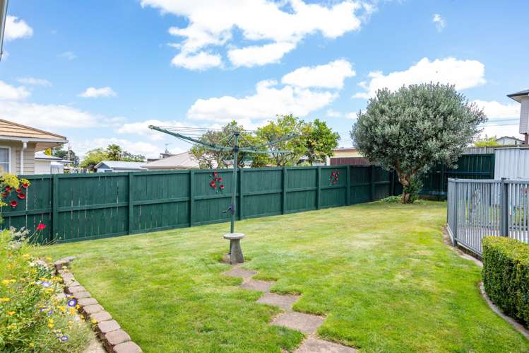 9 Matthews Crescent Melville_11