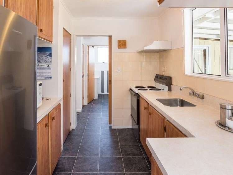 13 Miro Street Rarangi_5