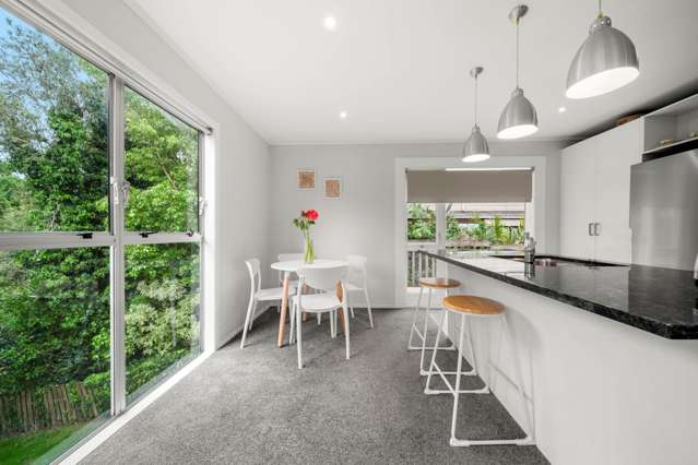 15 Gails Drive Okura_4