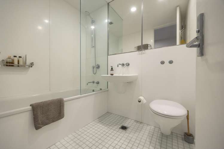 16J Fisher-Point Drive Freemans Bay_14