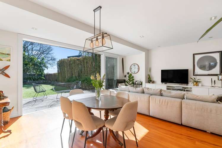 51 Esplanade Road Mt Eden_11