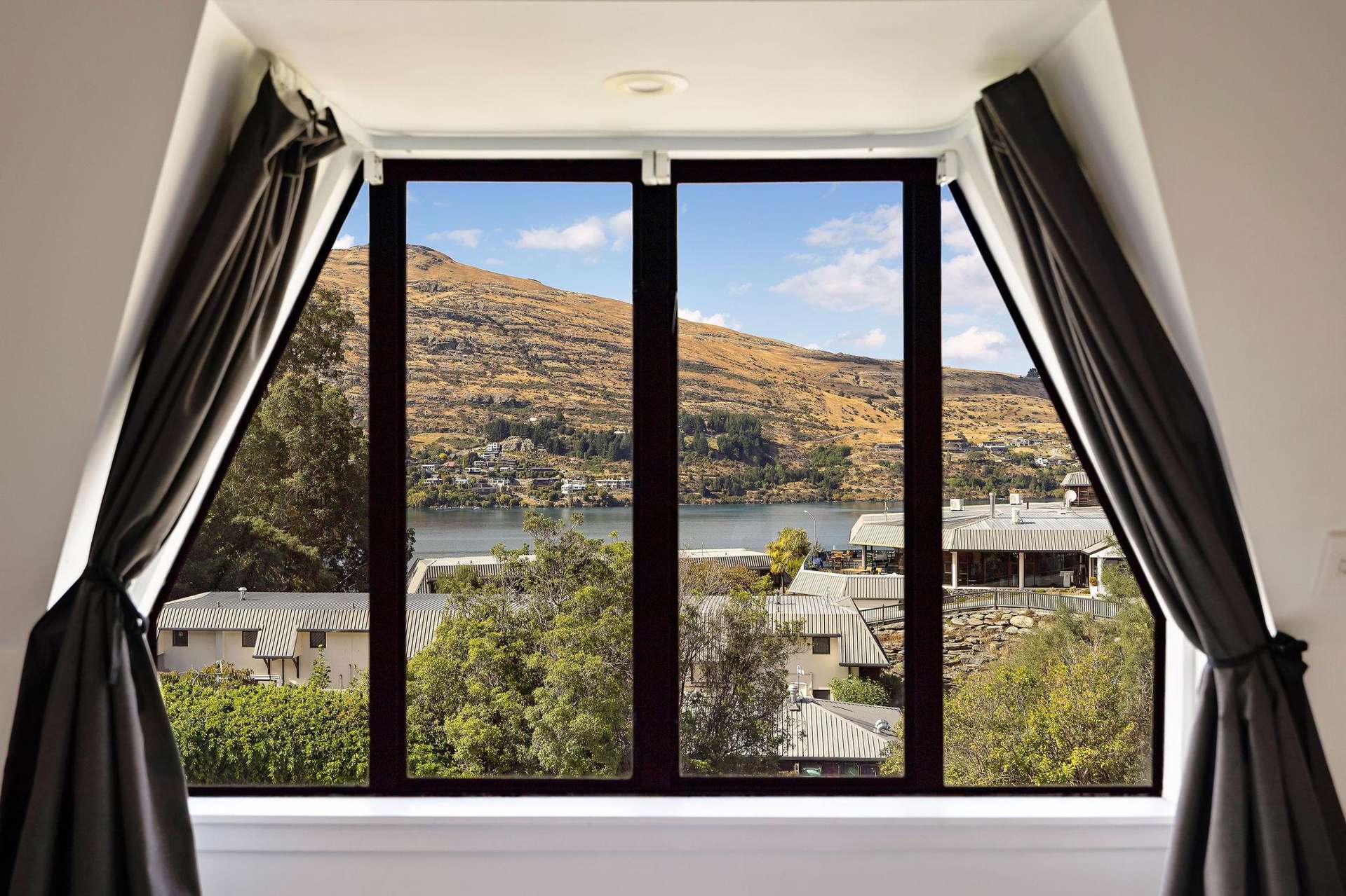 10/43 Goldridge Way Queenstown_0