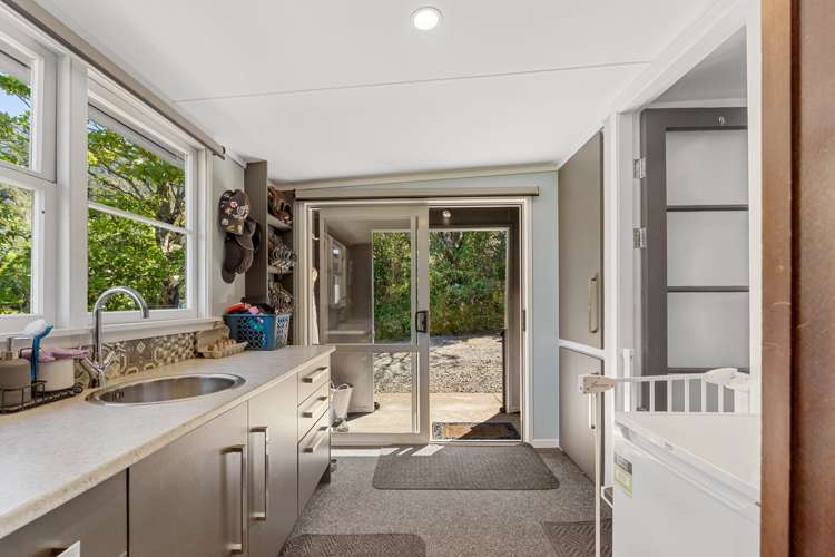 7102 Kenepuru Road Kenepuru Sound_16