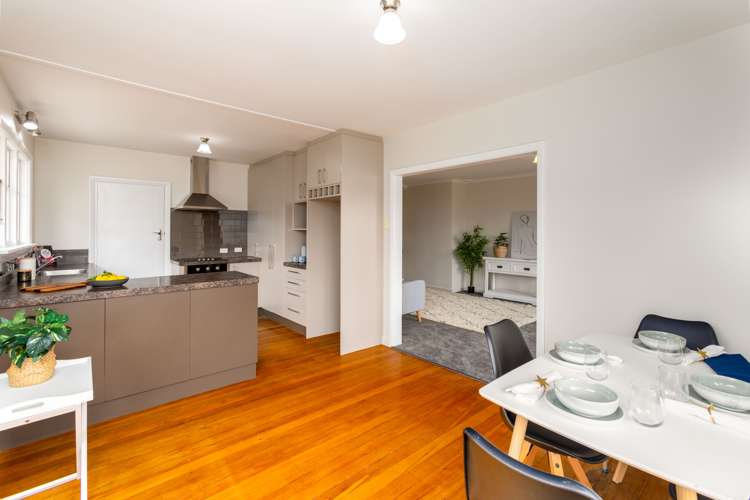 51 Achilles Street Burwood_5