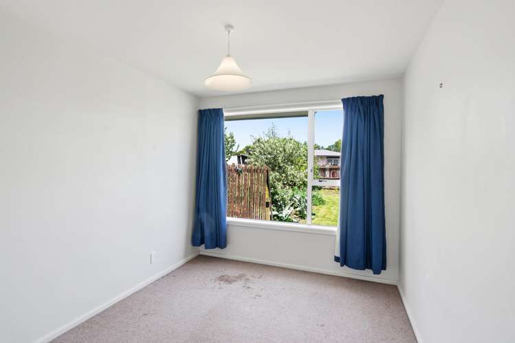 15 Wychwood Crescent Bishopdale_23