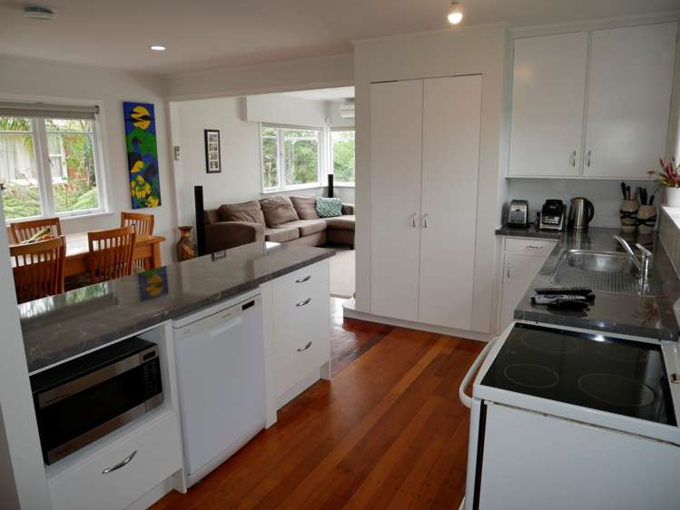 1 Boundary Road Tikipunga_7