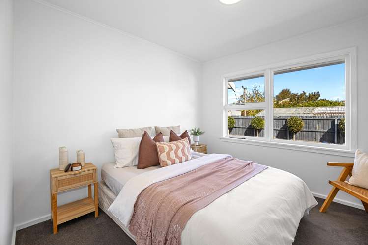 4 Adrian Place Shirley_5