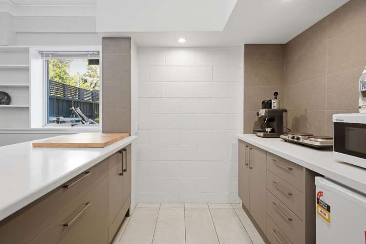 18 Soleares Avenue Mount Pleasant_27