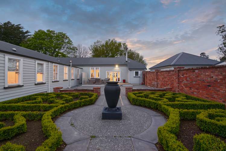 21 Mitchells Road Bankside_2