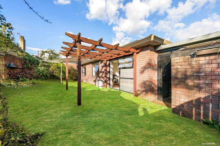 2/35 Claude Road Hillpark_11