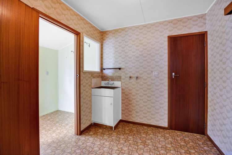 36 Te Roti Road Hawera_17