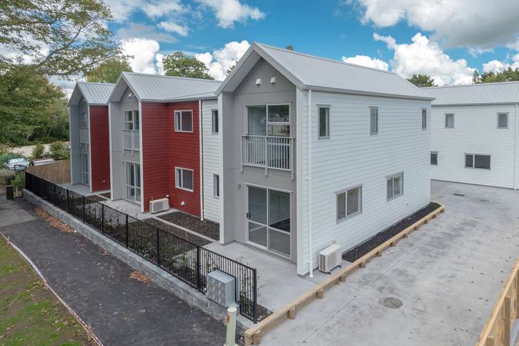 1/16 Hammond Street Hamilton Central_9