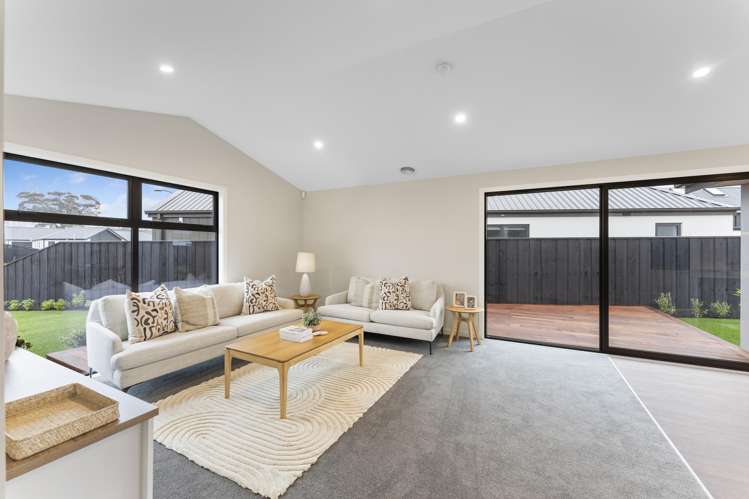 37 Kopper Crescent_2