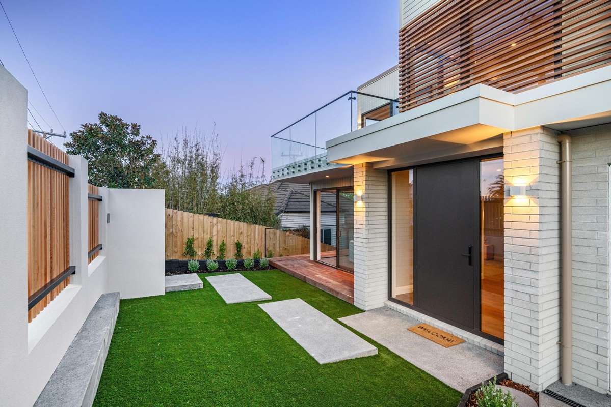 64 Codrington Crescent_1