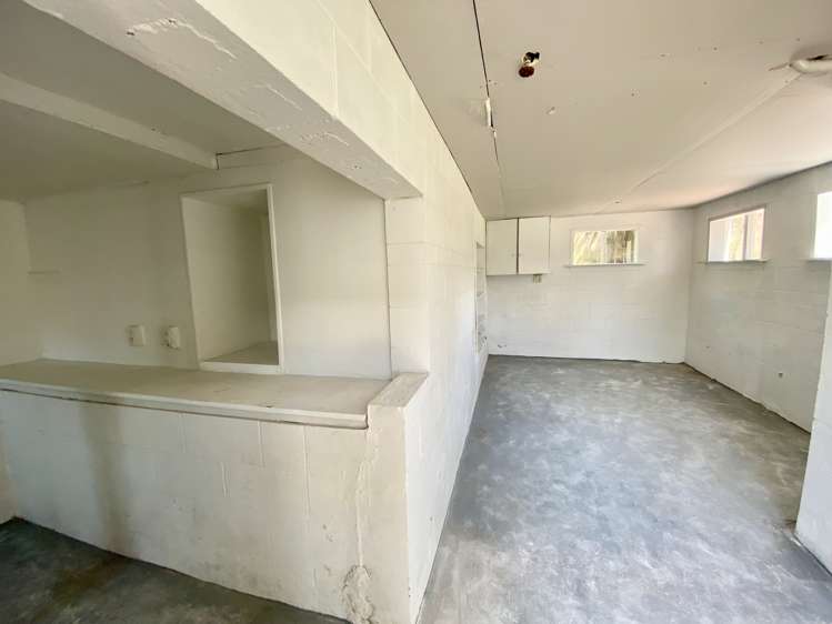 13 Captain Scott Road Glen Eden_17